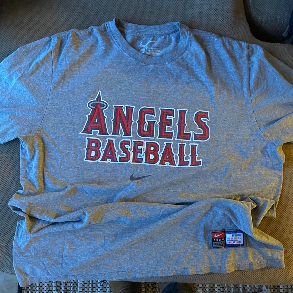 baseball tee